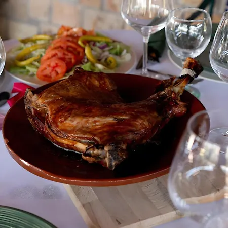 Fuentes بيت ضيافة